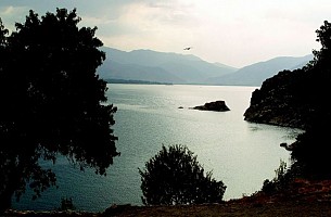 Вид на озеро Ван из Ахтамара
